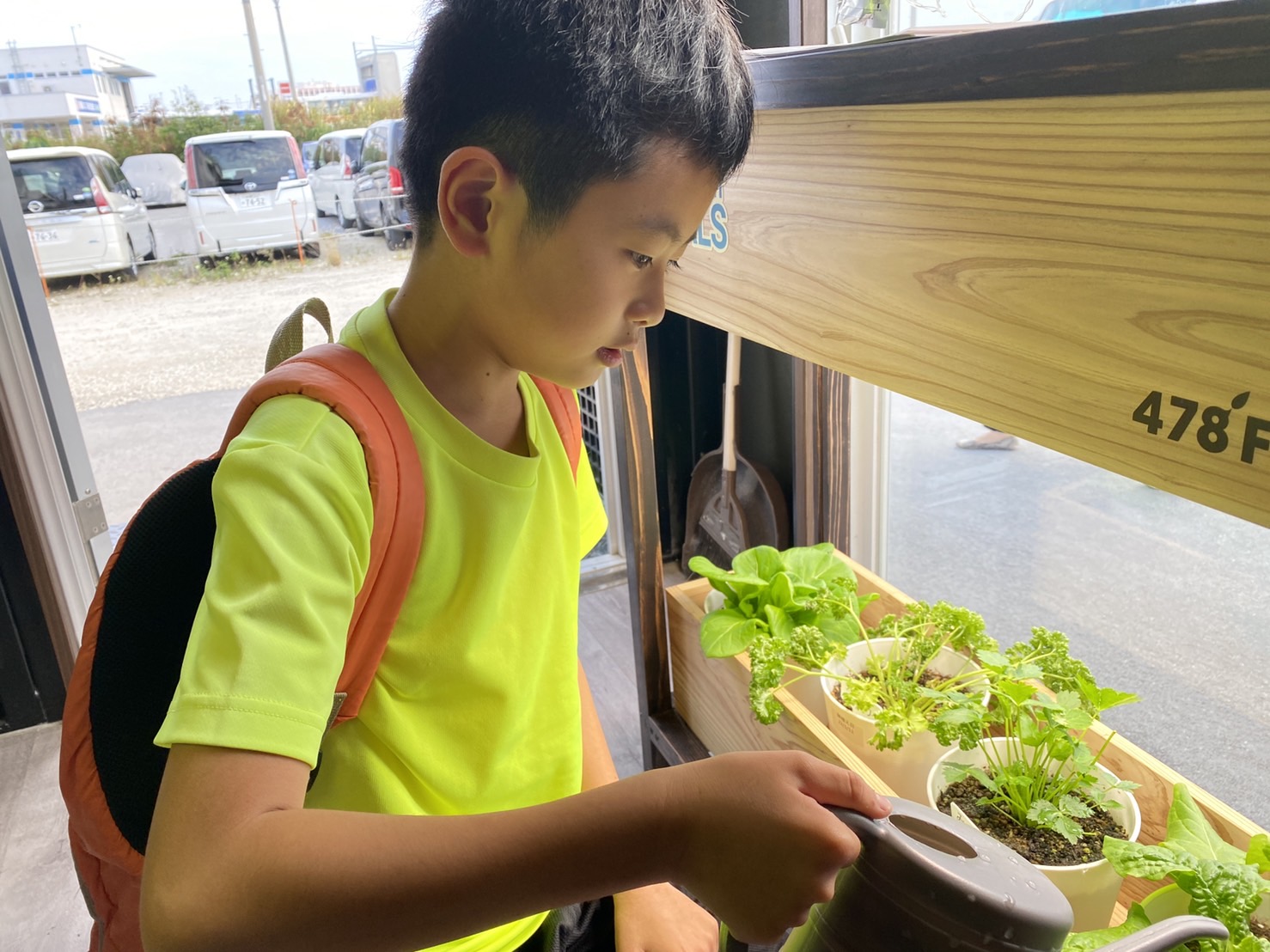 合同会社QUGA（代表 當間正一）様に478Farmユニットを設置させて頂きました。
