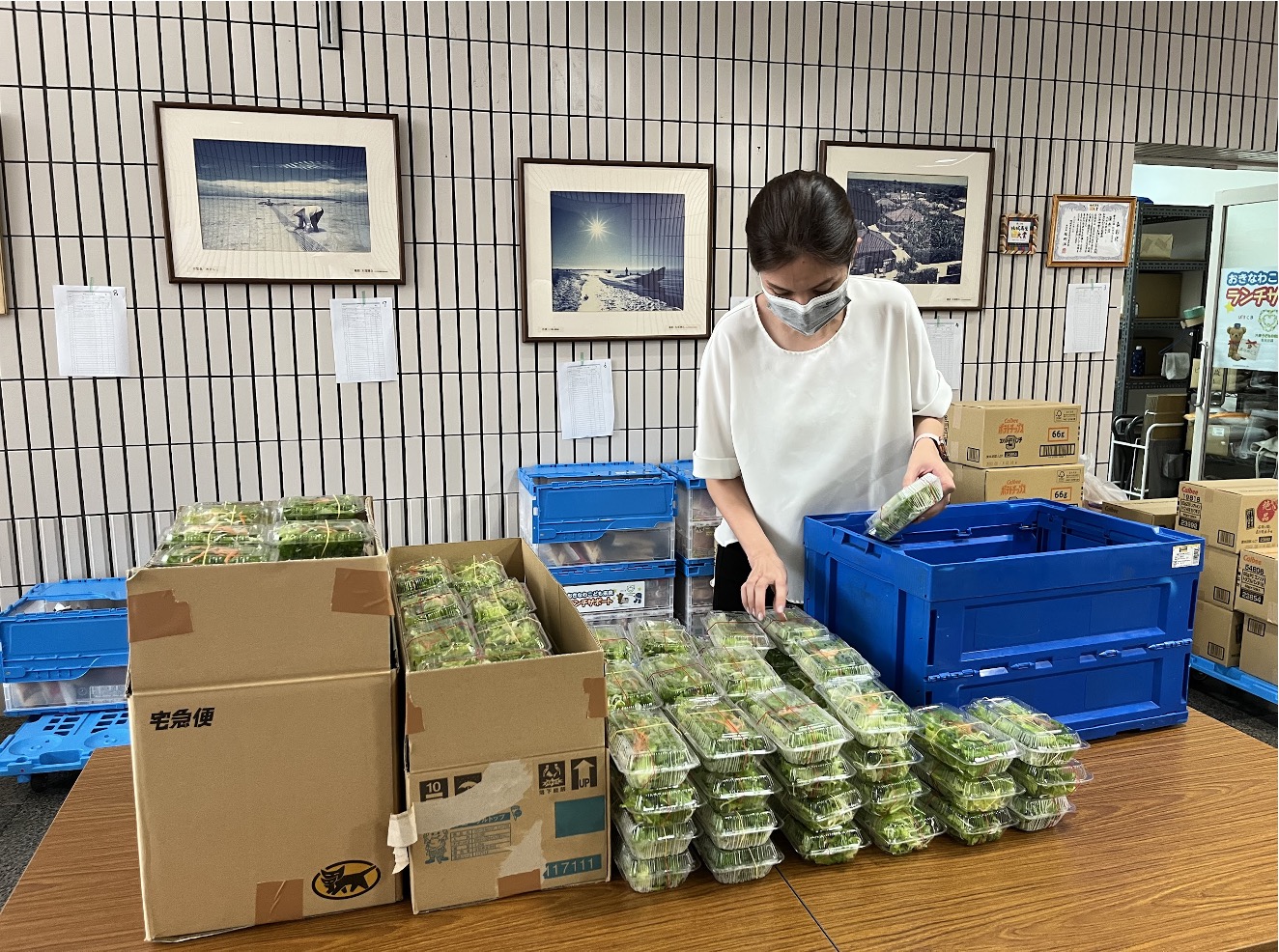 おきなわこども未来ランチサポート様にパックサラダを「214食」寄付しました。